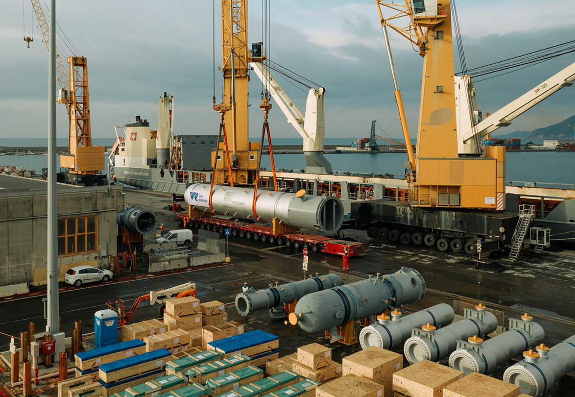 Pipe transporting